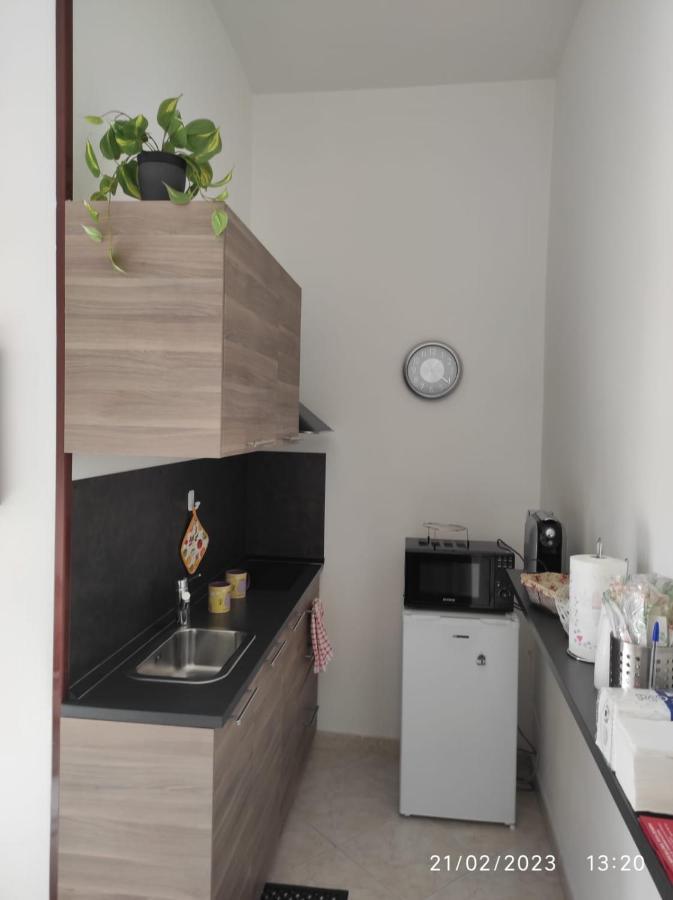 Residenza La Casa Di Pierino Apartment บารี ภายนอก รูปภาพ